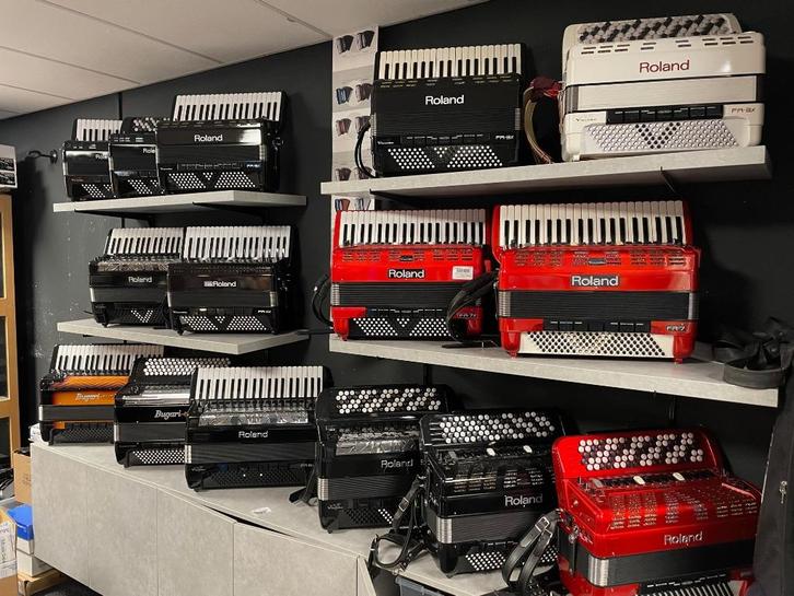 Roland FR accordeons, Muziek en Instrumenten, Accordeons, Nieuw, Ophalen of Verzenden