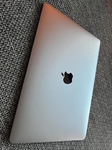 Macbook Air (2019) space grey 13.3 retina-display beschikbaar voor biedingen