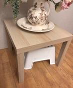 Kleine tafel Ikea, Huis en Inrichting, Tafels | Bijzettafels, Vierkant, 55 tot 75 cm, Zo goed als nieuw, Ophalen