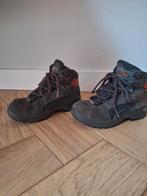 Lowa bergschoenen maat 33, Ophalen of Verzenden, Gebruikt, Schoenen