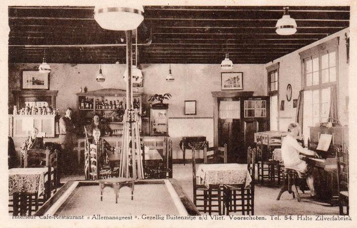 Voorschoten - Interieur Cafe Restaurant Allemansgeest, Verzamelen, Ansichtkaarten | Nederland, Ongelopen, Zuid-Holland, 1920 tot 1940