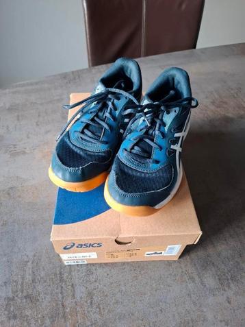 Asics Upcourt blauw wit maat 37,5 unisex als nieuw  beschikbaar voor biedingen