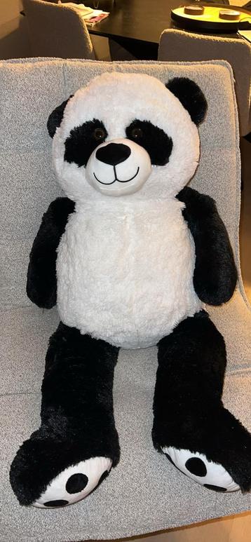 Grote Panda Knuffel beschikbaar voor biedingen