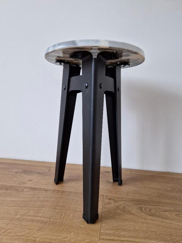 Design kruk, Huis en Inrichting, Krukjes, Zo goed als nieuw, Kunststof, Ophalen of Verzenden