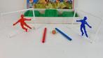 Blaasvoetbal, vintage spel van Jumbo. Bal en 2 rietjes. 7B13, Ophalen of Verzenden, Gebruikt