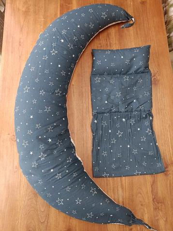 Pregnancy Maternity Pillow, Unused, Navy & White, Firm beschikbaar voor biedingen