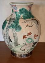 Chinese vaas met kraanvogels, Ophalen