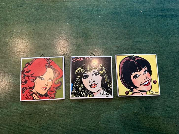 Tina weekblad jaren 70 keramische tegeltjes 11x11cm, Verzamelen, Stripfiguren, Zo goed als nieuw, Beeldje of Figuurtje, Ophalen of Verzenden