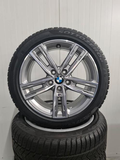 17' BMW 1 2 Serie Styling 550M met winterbanden 7mm+, Auto-onderdelen, Banden en Velgen, Banden en Velgen, Winterbanden, 17 inch