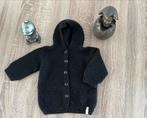 Baby vestje met capuchon in zwart maat 62-68., Gebreide baby vestje, Nieuw, Ophalen of Verzenden, Truitje of Vestje