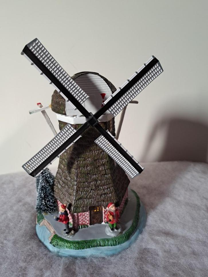 Miniatuur kerstdorp spulletjes: Molen, Diversen, Kerst, Zo goed als nieuw, Ophalen