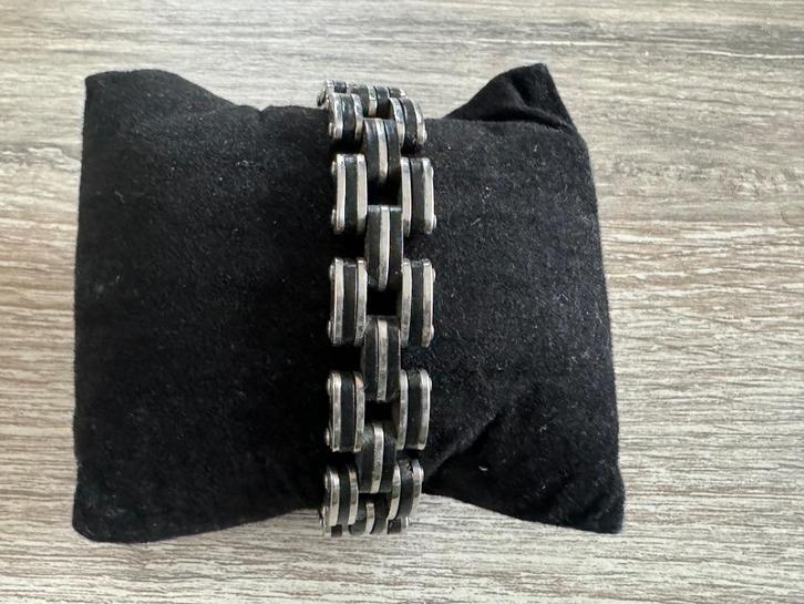 NIEUWE heren armband van STAAL + ZWART staal 22 CM lang, Sieraden, Tassen en Uiterlijk, Armbanden, Nieuw, Zilver, Zwart, Ophalen of Verzenden