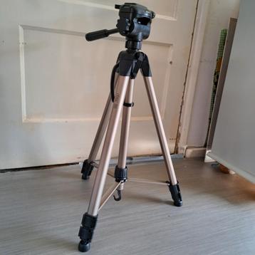 Hama Star 63 statief met tas beschikbaar voor biedingen