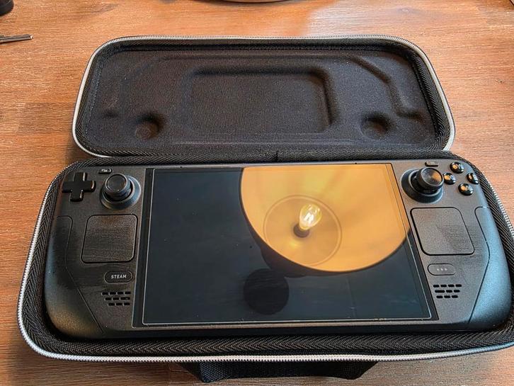 Steamdeck OLED 512Gb z.g.a.n., Spelcomputers en Games, Spelcomputers | Overige, Zo goed als nieuw, Ophalen