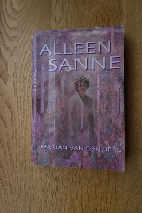 Marjan van den Berg: alleen Sanne, Boeken, Romans, Gelezen, Nederland, Ophalen of Verzenden
