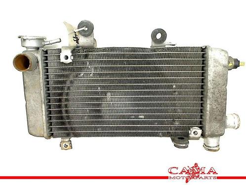 RADIATEUR RECHTS Honda (12807TOYORADIATOR), Motoren, Onderdelen | Honda, Gebruikt