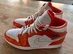 Nike Air Jordan 1 Mid Oranje mt 46, Kleding | Dames, Schoenen, Nike, Oranje, Ophalen of Verzenden, Sneakers of Gympen