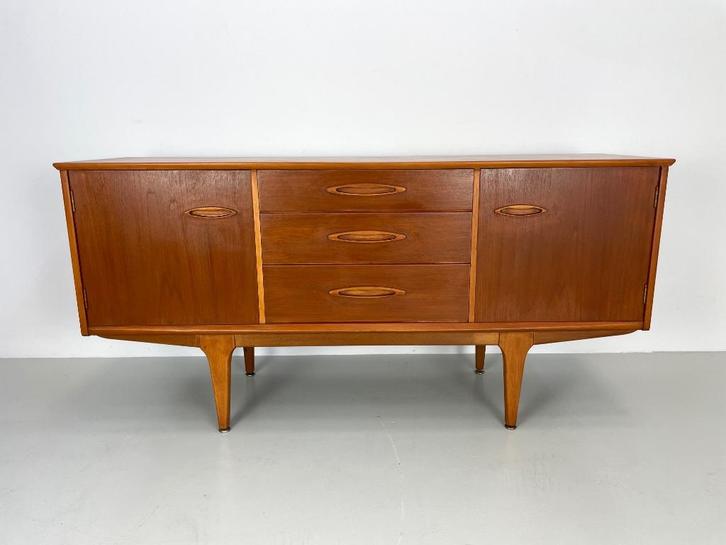 Vintage dressoir Jentique., Huis en Inrichting, Kasten | Dressoirs, Gebruikt, 150 tot 200 cm, 25 tot 50 cm, Verzenden