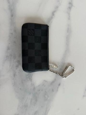 Sleutelhouder Louis Vuitton beschikbaar voor biedingen