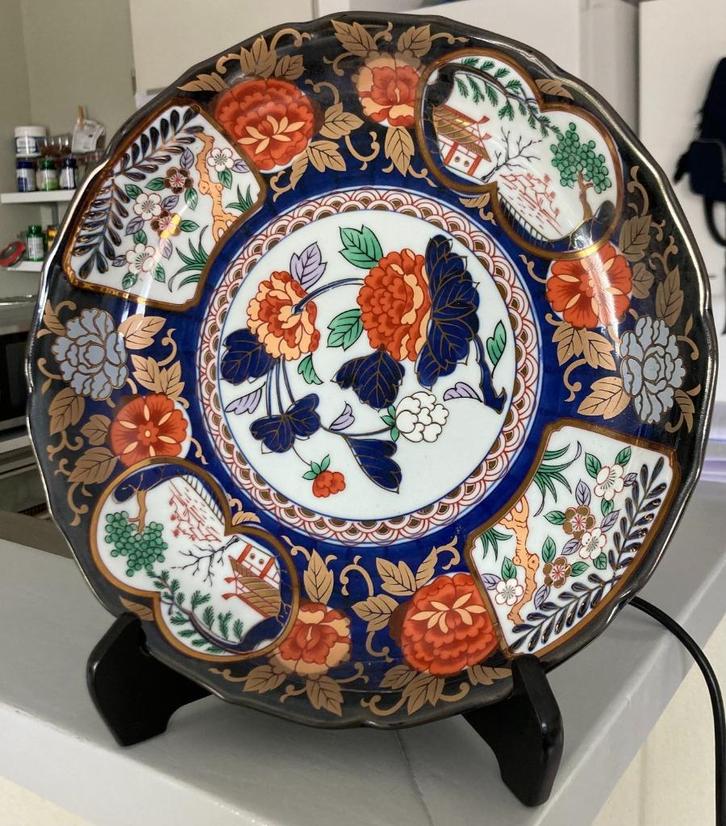Japans Meiji Imari porseleinen bord met standaard 19e eeuws, Antiek en Kunst, Curiosa en Brocante, Ophalen