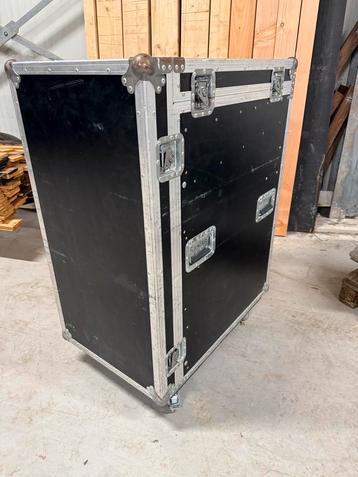 Tape-rack compleet beschikbaar voor biedingen
