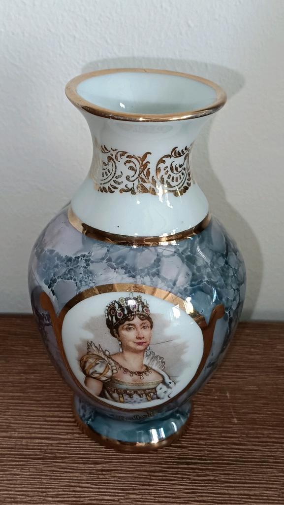 Limoges France R P Vaasje, Antiek en Kunst, Antiek | Vazen, Ophalen of Verzenden
