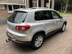 Volkswagen Tiguan 1.4 TSI 122pk Sport&Style Navi, Trekhaak,, Auto's, Voorwielaandrijving, Euro 5, Origineel Nederlands, Handgeschakeld