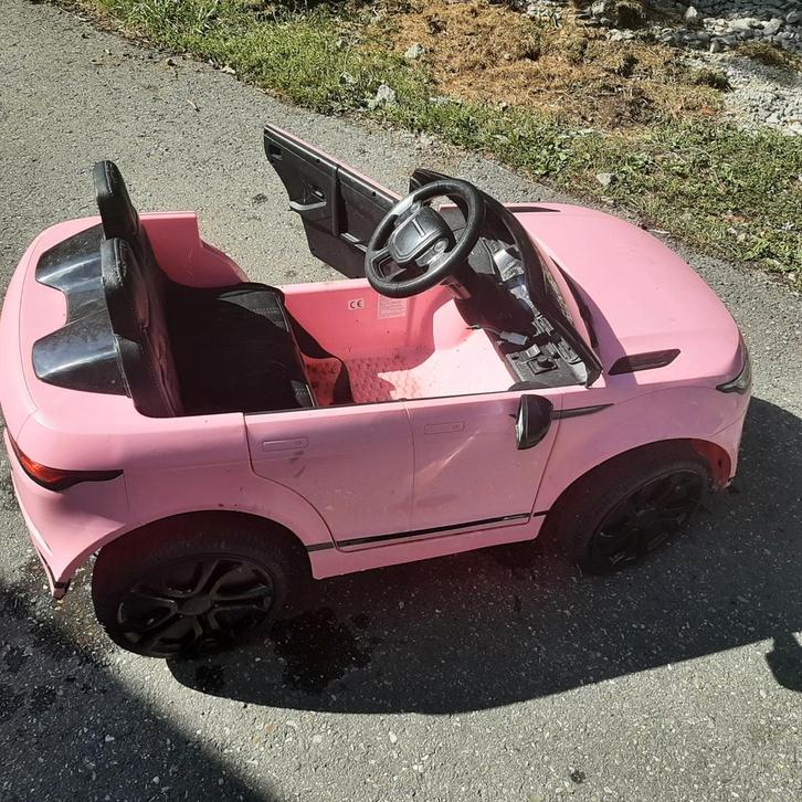 Roze Land Rover Speelgoedauto met Accu & Afstandsbediening, Kinderen en Baby's, Speelgoed | Buiten | Accuvoertuigen, Gebruikt