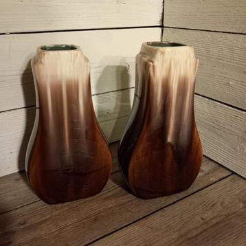 Set van 2 keramische Art Deco vazen, Belgisch, 1920-1930. beschikbaar voor biedingen