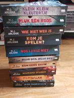 10 Thrillers M.J. Arlidge, Boeken, Ophalen