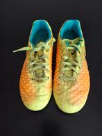 Voetbalschoenen maatn35 Nike, Maat XS of kleiner, Ophalen, Gebruikt, Schoenen