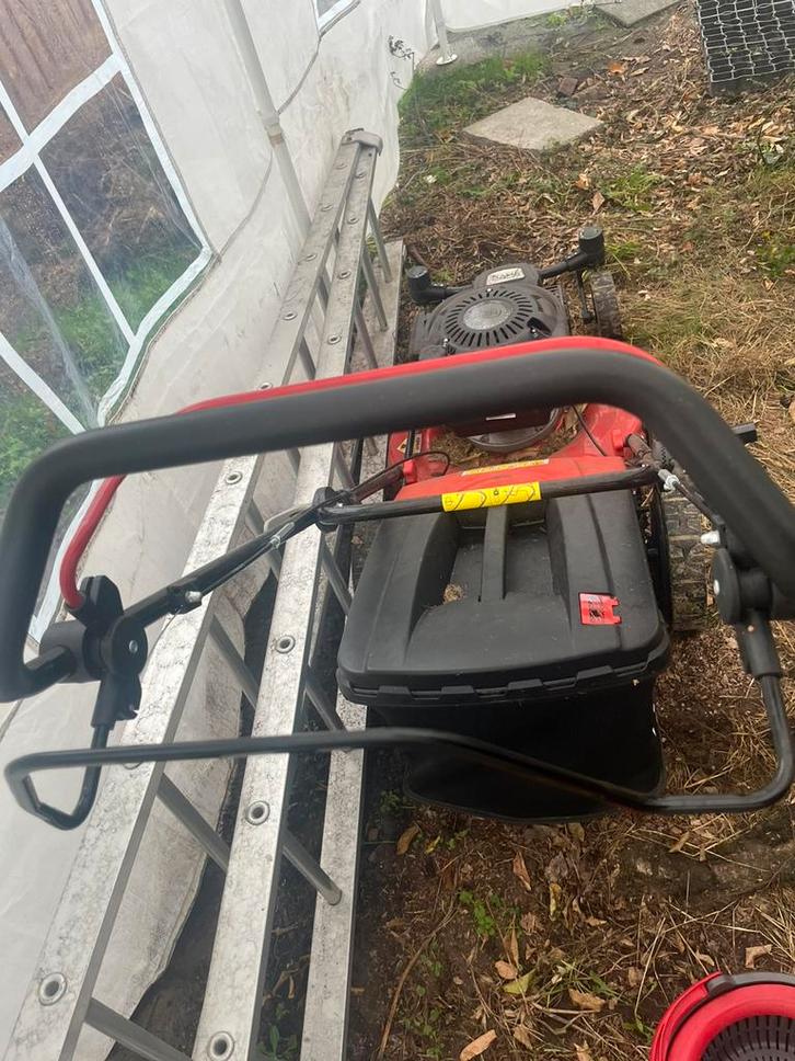 3 maand oude hvc motormaaier., Tuin en Terras, Grasmaaiers, Zo goed als nieuw, 50 cm of meer, Ophalen