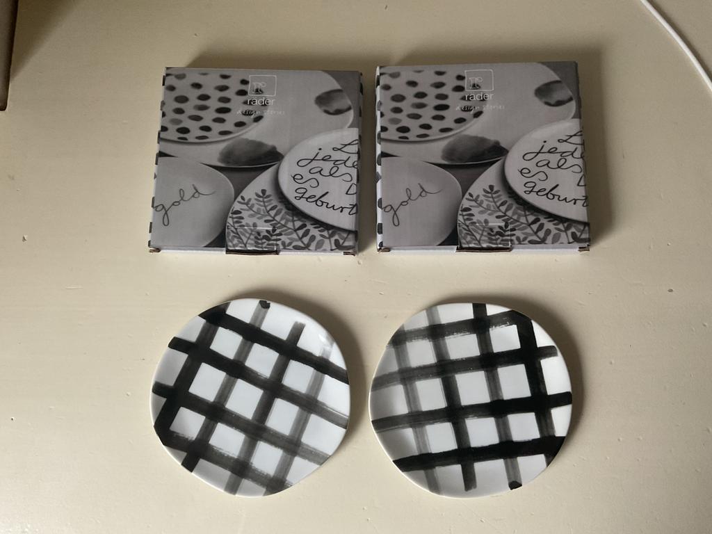 Rader set 2 bordjes check, Nieuw, Ophalen of Verzenden, Bord(en), Overige stijlen