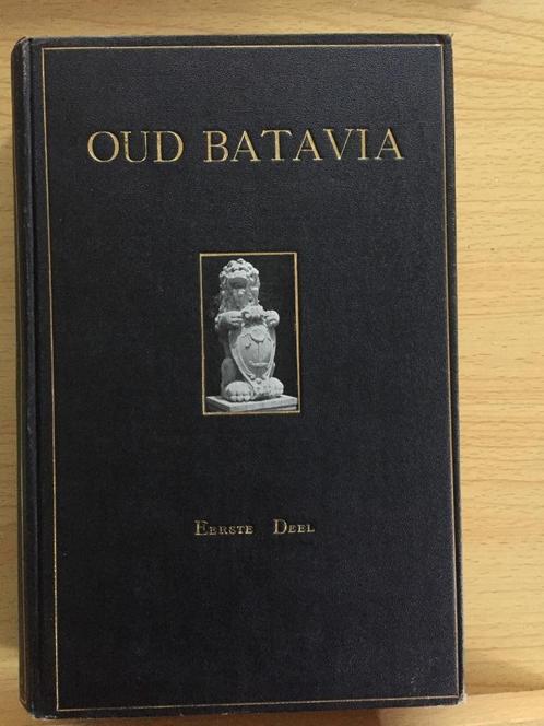 Oud Batavia, Boeken, Overige Boeken, Gelezen, Ophalen of Verzenden