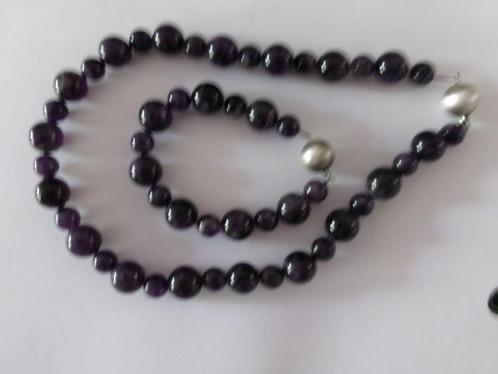 Mooi setje met halsketting en armband van donkere Amethist, Sieraden, Tassen en Uiterlijk, Antieke sieraden, Armband, Overige materialen