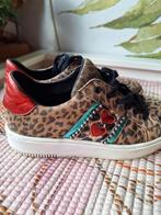 Poelman schoenen maat 40 luipaardprint, Kleding | Dames, Schoenen, Ophalen of Verzenden, Zo goed als nieuw, Sneakers of Gympen