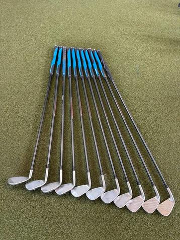 Titleist 981 ijzerset - R flex grahpite - proefslaan ok! beschikbaar voor biedingen