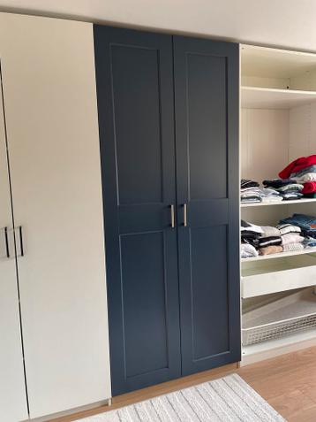 Ikea Pax Kast 100x236x58cm met uitschuif lades - afbeelding 1