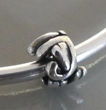 Trollbeads LETTER "J" beschikbaar voor biedingen