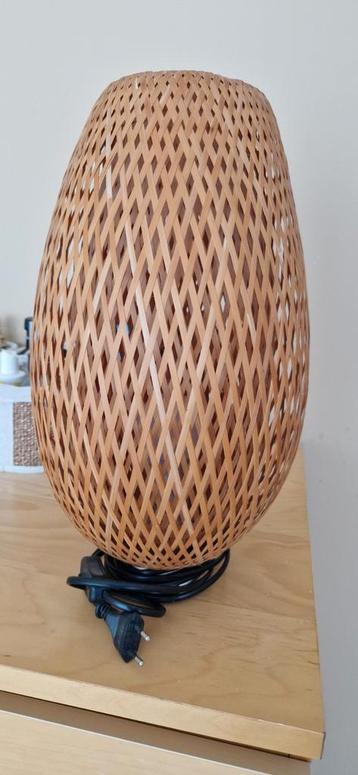 Ikea boja tafellamp beschikbaar voor biedingen