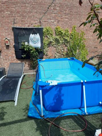 Intex zwembad 220x150x60 cm  beschikbaar voor biedingen
