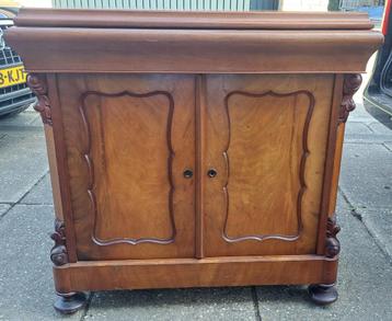 Prachtige authentieke sfeervolle Biedermeier Commode 1920 beschikbaar voor biedingen