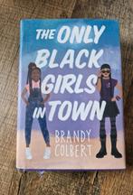Engels boek Hardcover the only black girls in town young ya, Boeken, Ophalen of Verzenden, Zo goed als nieuw