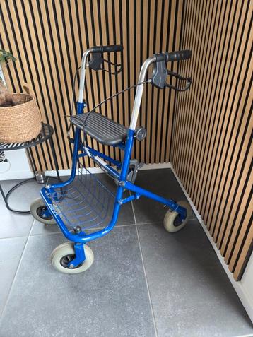 Rollator. Inklapbaar beschikbaar voor biedingen