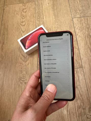 Apple iPhone XR 64GB Red beschikbaar voor biedingen