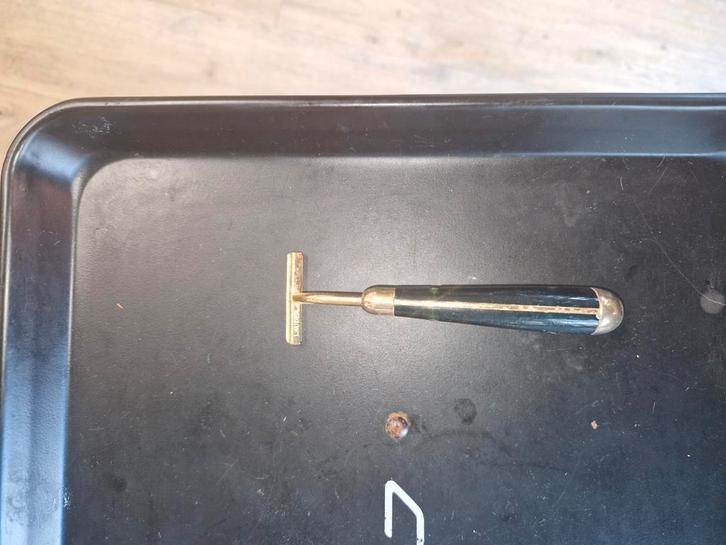 Antieke T-sleutel met handvat antik barber kapper, Antiek en Kunst, Antiek | Gereedschap en Instrumenten, Ophalen of Verzenden