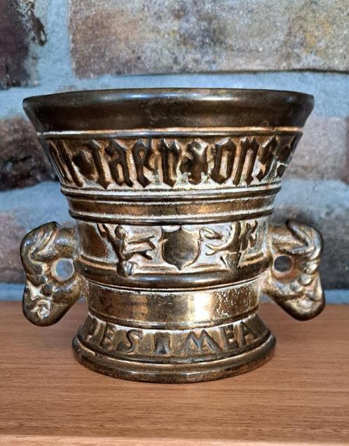 Antieke messing vijzelpot bronzen vijzel, Antiek en Kunst, Antiek | Koper en Brons, Koper, Verzenden