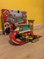 Brandweerman Sam Garage met Voertuigen & Figuren, Kinderen en Baby's, Speelgoed | Speelgoedvoertuigen, Ophalen, Gebruikt