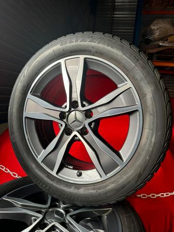 Originele 17” winterset Mercedes met 225/50R17 Bridgestone beschikbaar voor biedingen