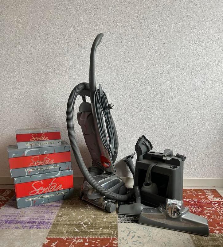 Kirby Sintra Stofzuiger met accessoires (zonder stang), Witgoed en Apparatuur, Stofzuigers, Gebruikt, Stofzuiger, 2000 watt of meer